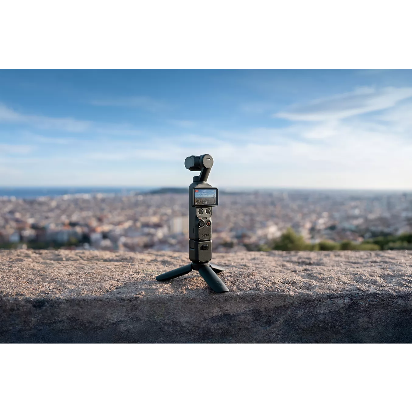 Caméscope de poche DJI Osmo Pocket 4 Creator Combo
