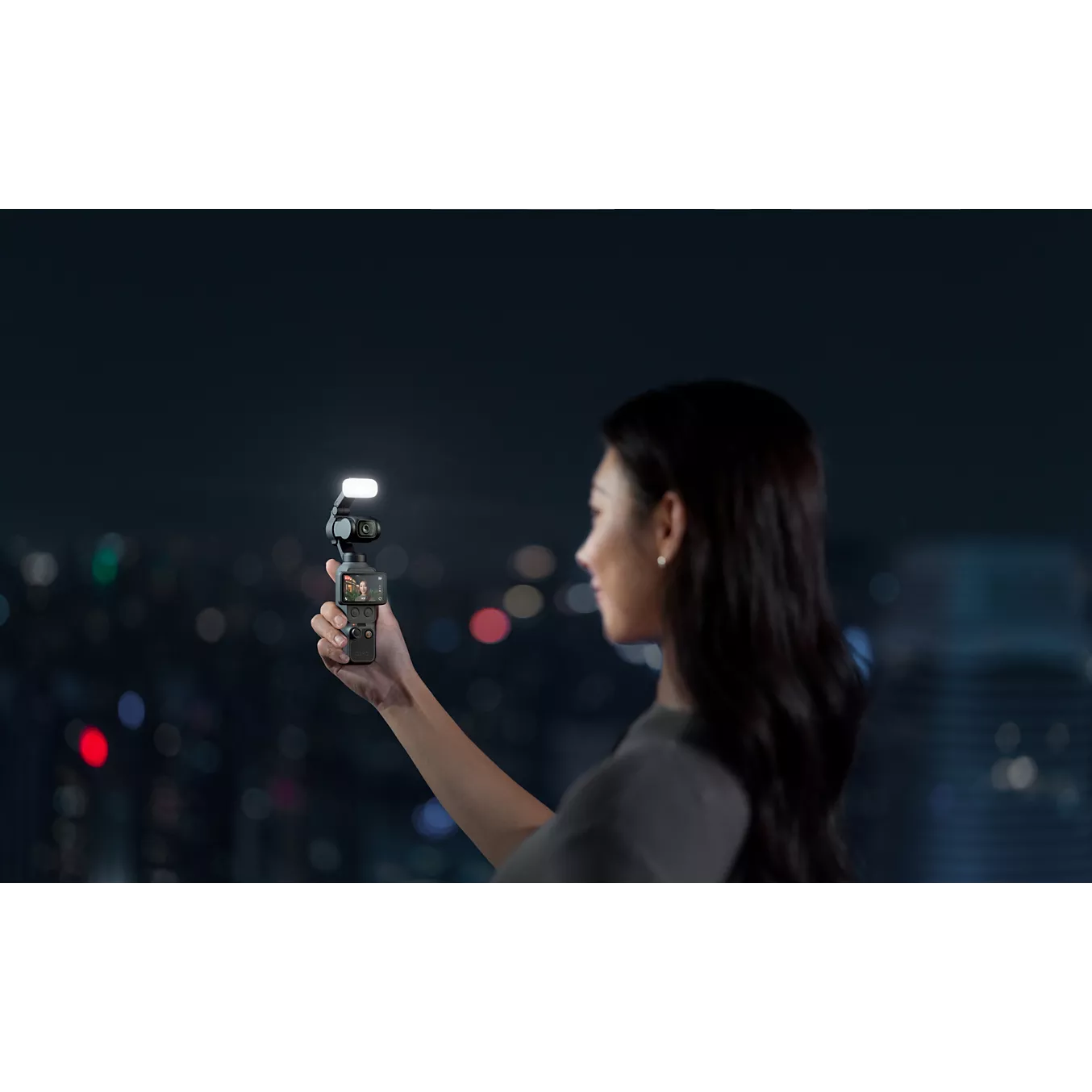 Caméscope de poche DJI Osmo Pocket 4 Creator Combo