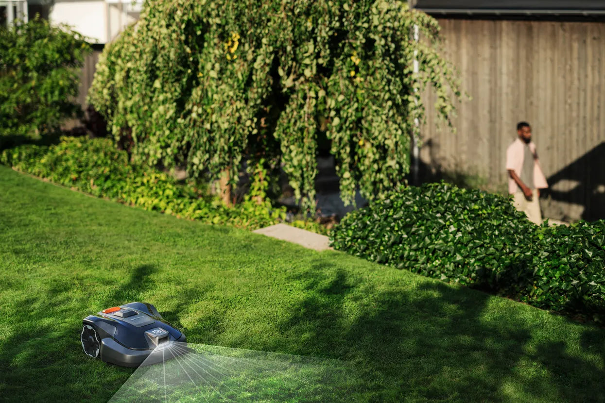 Automower® Husqvarna Aspire™ R6V