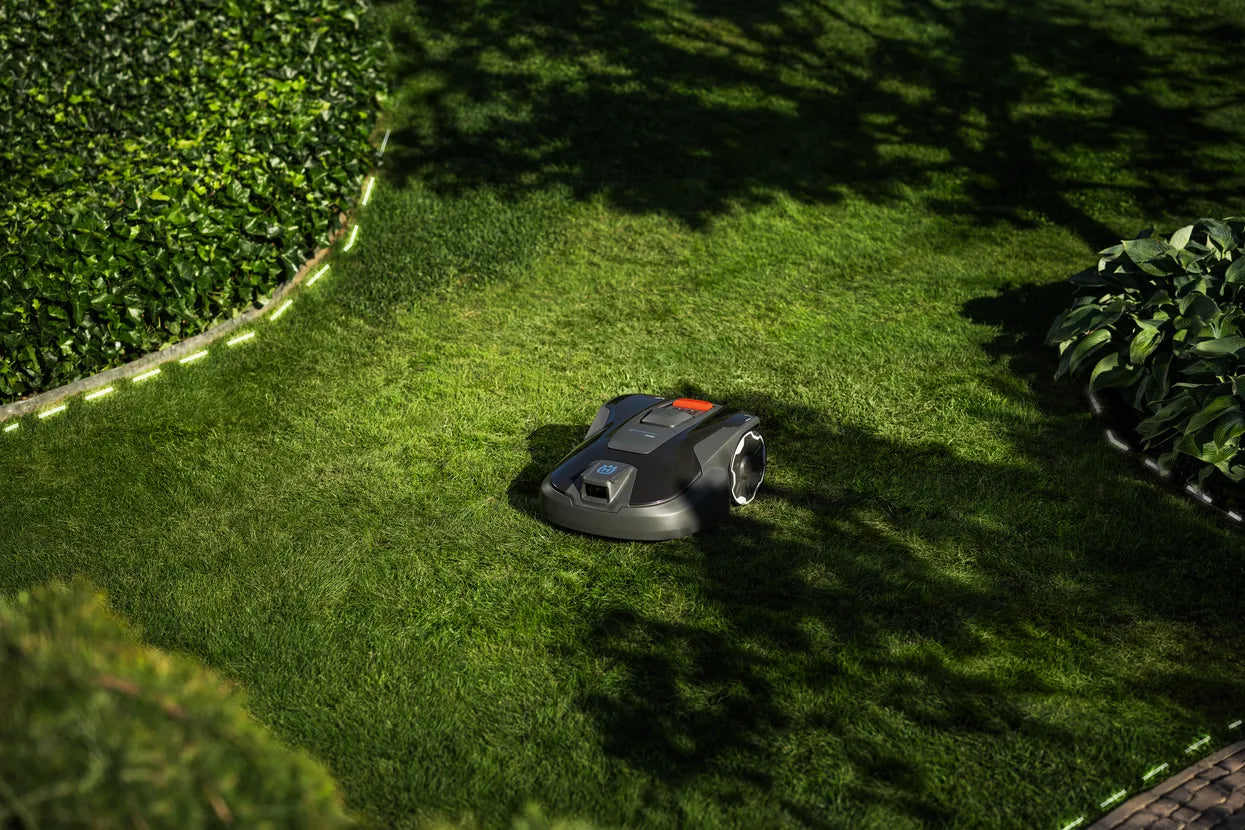 Automower® Husqvarna Aspire™ R6V