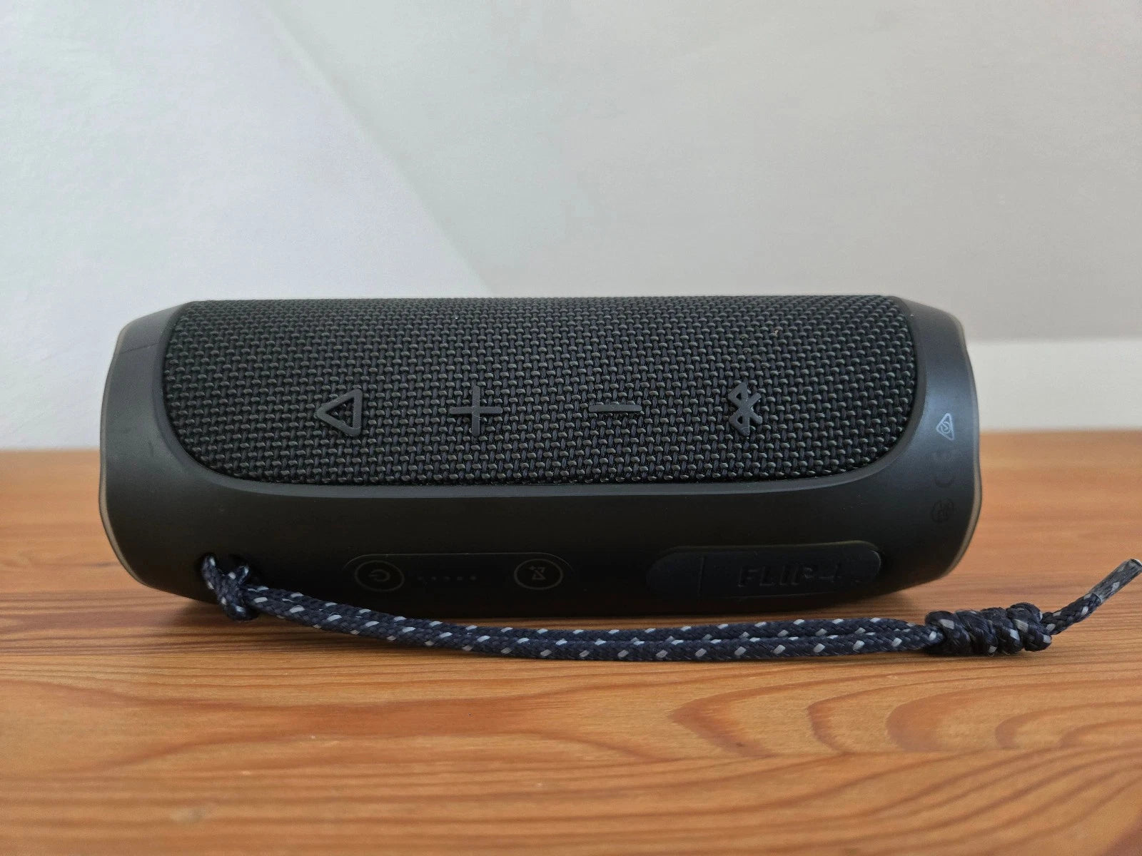 JBL Flip 4 Noire Bluetooth Occasion Excellent État