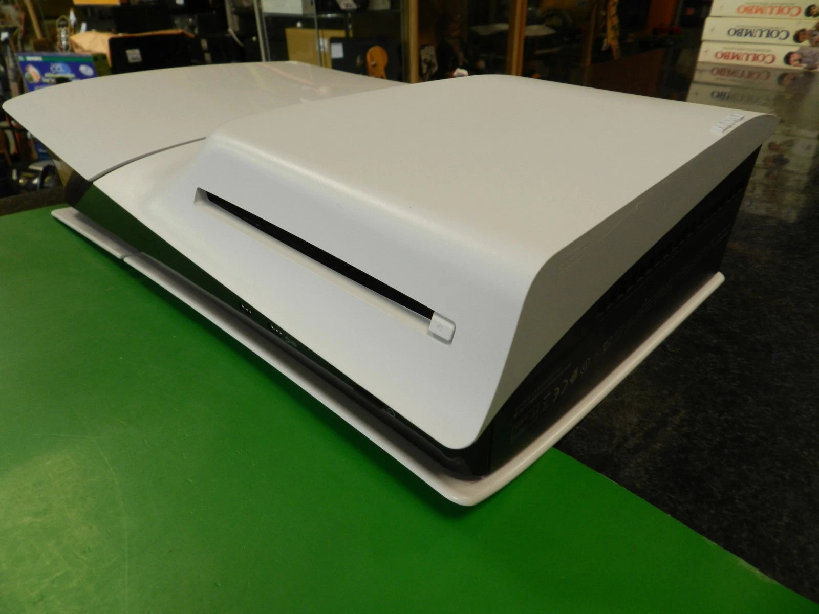 Sony PlayStation 5 Slim 1 To Édition Disque Blanche (CFI-2016) avec Manette DualSense – Occasion Très Bon État